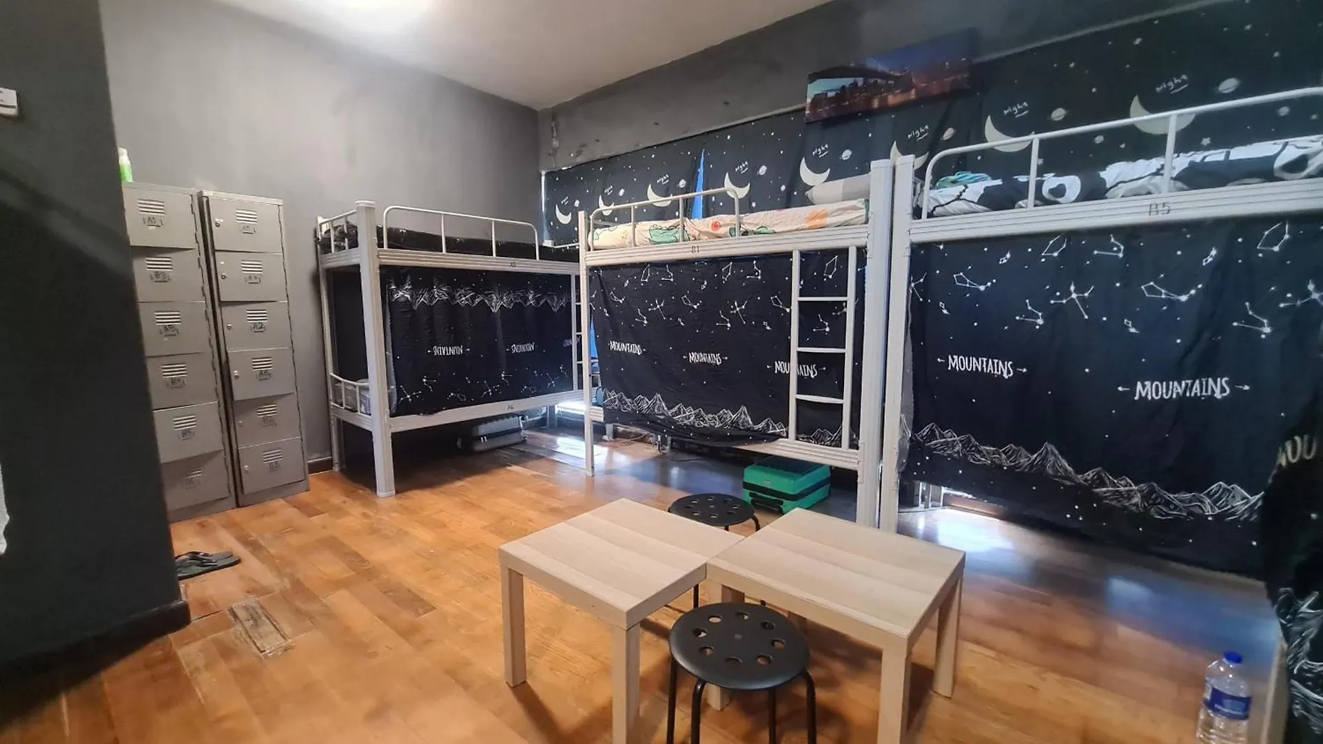 Regalia Infinity Skypool Hostel クアラルンプール マレーシア