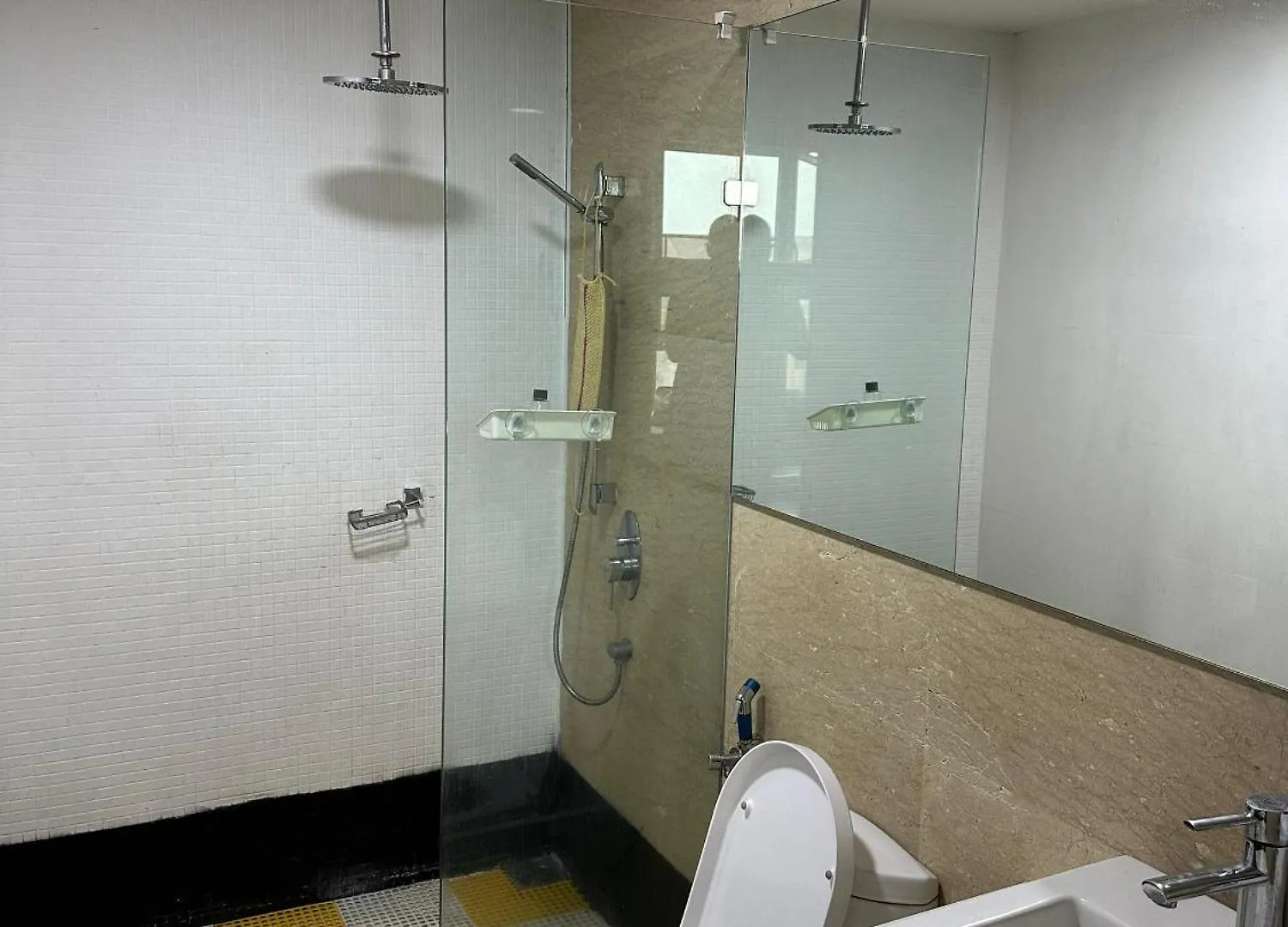 Regalia Infinity Skypool Hostel クアラルンプール